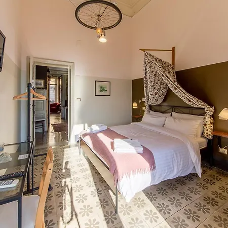Grand Tour Design Self Check-in 3* Catania