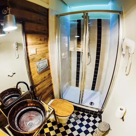 Grand Tour Design Self Check-in 3* Catania
