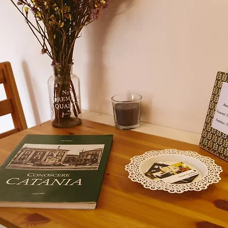 Bed & Breakfast Grand Tour Design Self Check-in Catania