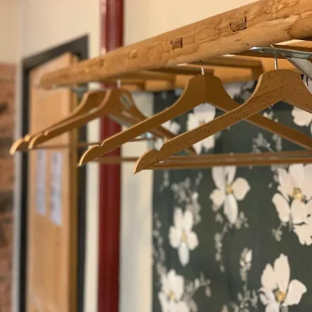 Bed & Breakfast Grand Tour Design Self Check-in